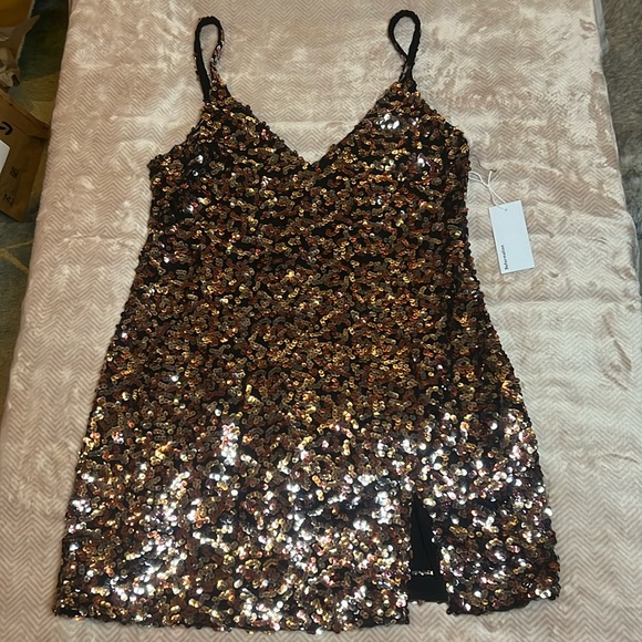 Reformation Dresses & Skirts - NWT Reformation Jimmy Dress in Rose Dazzle Sequin sz L